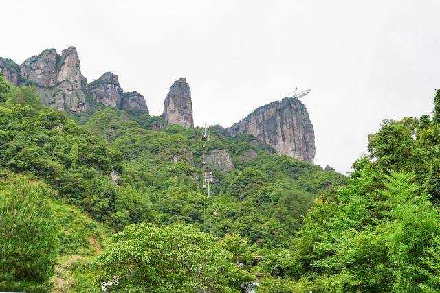 藍(lán)天立最新動(dòng)態(tài)，自然美景探索之旅，尋覓內(nèi)心平和與寧?kù)o